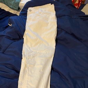 Mid rise white jeans size 16. New without tags